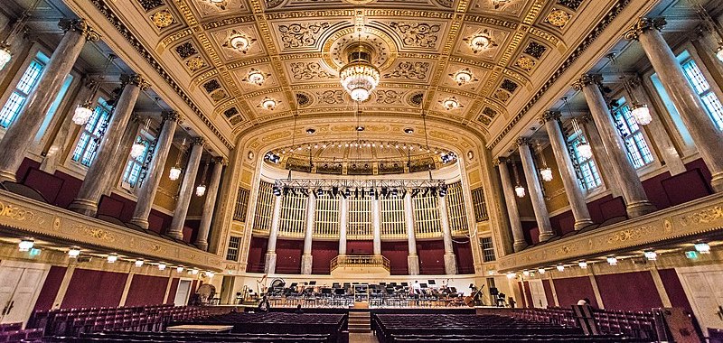 Concertul de la Viena s-a oprit. Bomba nu era bombă, ci un vibrator