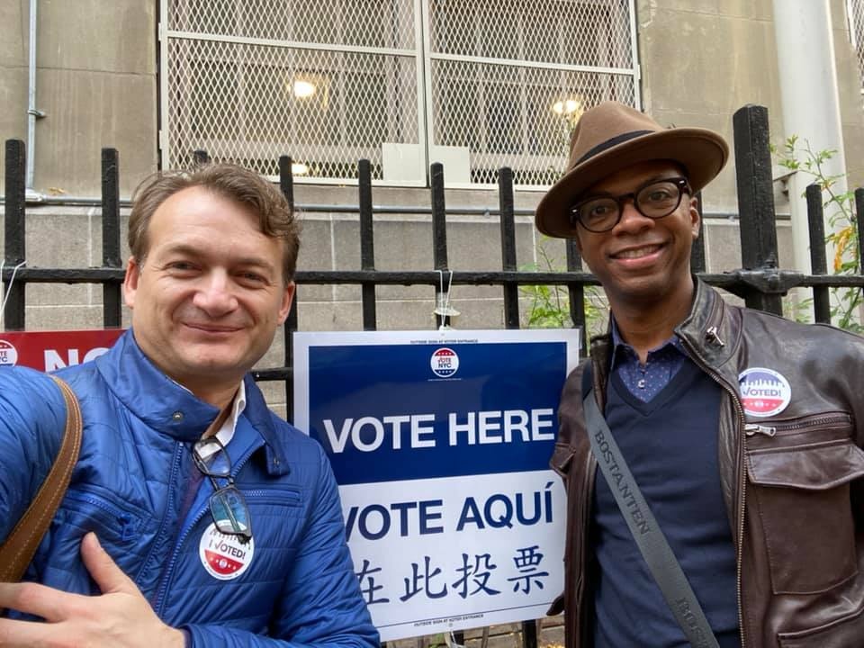 România ar putea fi forțată să recunoscă căsătoriile persoanelor de același sex. Cum se poate întâmpla acest lucru?