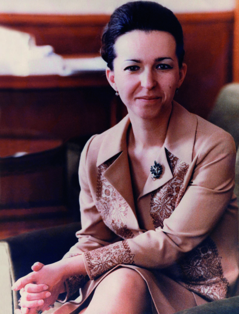 Tovarășa care levita și stătea de vorbă cu Iisus Hristos