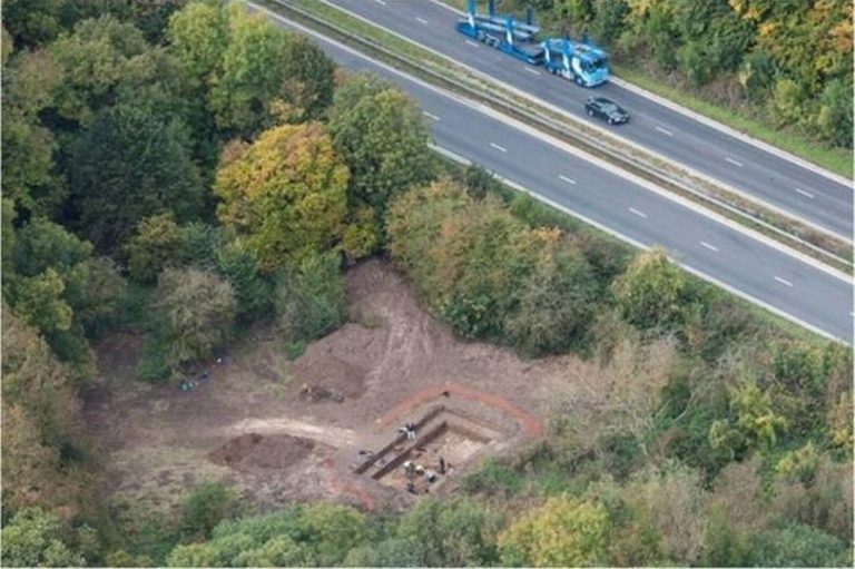 Cel mai vechi oraş construit în Marea Britanie, descoperit în apropiere de Stonehenge