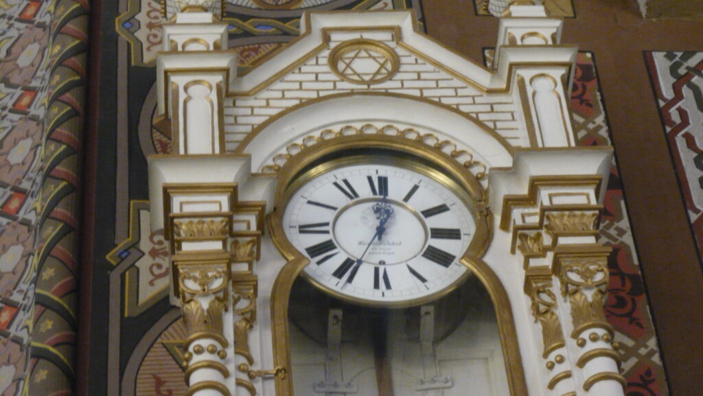 Cronicar în Oradea. Există un loc unde timpul s-a oprit cu 75 de ani în urmă