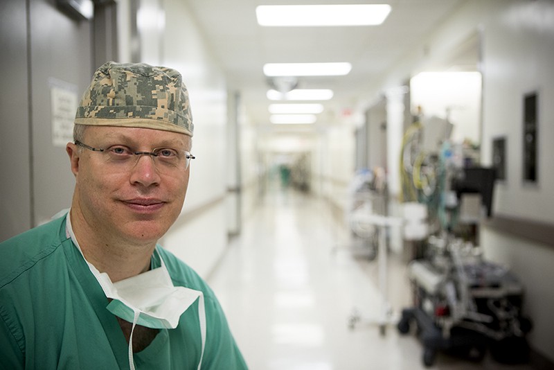 Cine este T Sloane Guy, omul cheie din Ministerul Sănătății! Interviu exclusiv