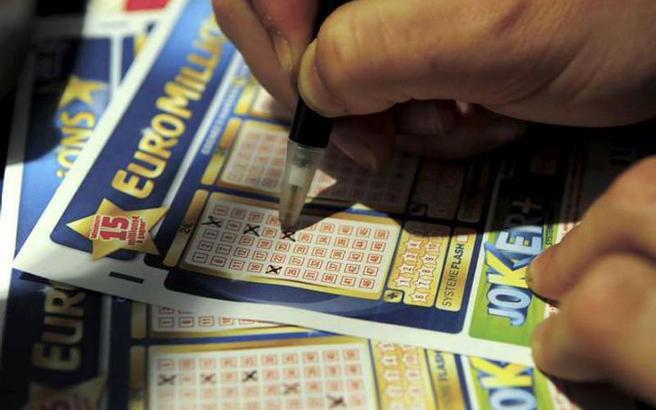 Un meşter Manole norocos. A câştigat milioane de euro la loto dar nu l-a impresionat suma