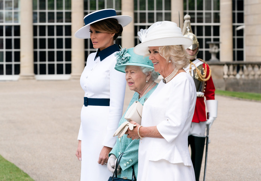 Melania Trump, invitată la ceai cu biscuiţi înainte de cina regală. Meghan, marea absentă