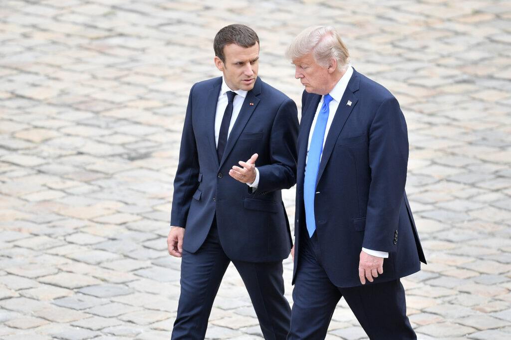 Ce îi va spune Macron lui Trump săptămâna viitoare la Washington?