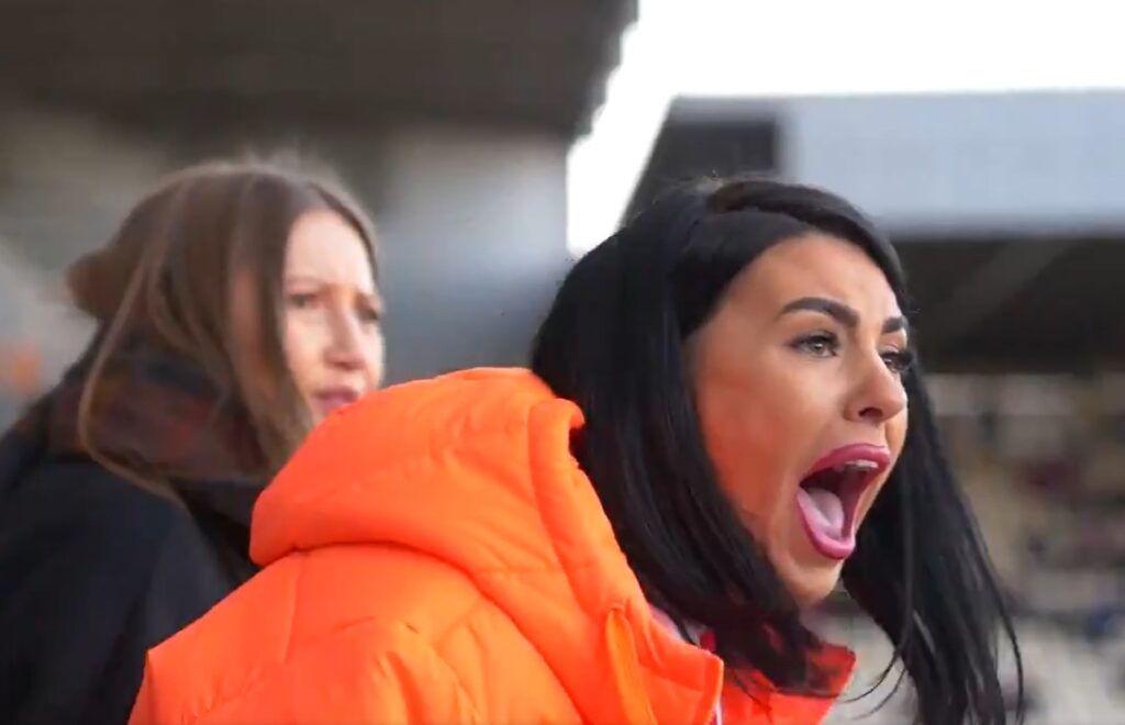 Viral pe internet! Ce a făcut soția unui fotbalist român celebru. VIDEO