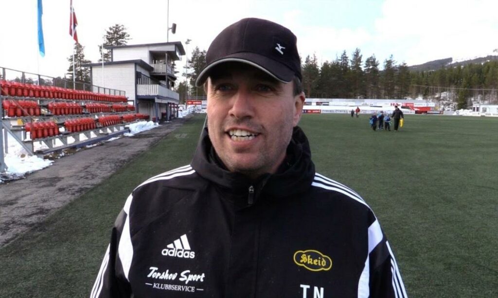 Contraperformanță. Un antrenor a reușit să retrogradeze două echipe într-o lună