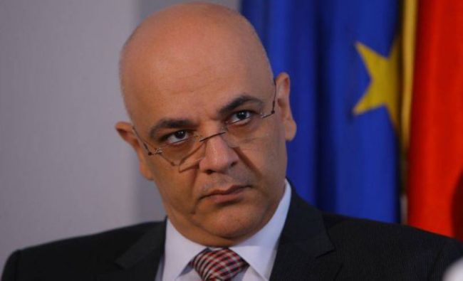 Exclusiv EVZ. E incredibil cât costă o oră de zbor cu elicopterul SMURD! Scandalul Arafat.