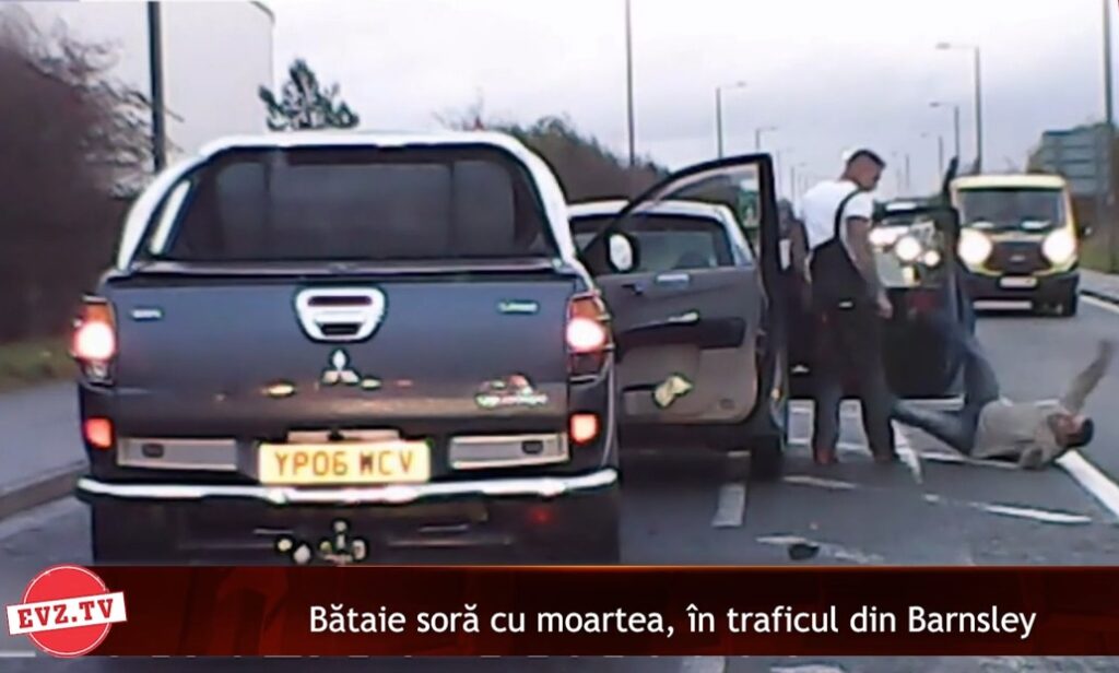 Evz.TV. I-a arătat degetul și a încasat o bătaie soră cu moartea. Cel mai dur incident în trafic din ultimii ani