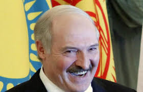 Nepotism la nivel înalt. „Miss” amanta de 22 de ani, tânăr parlamentar. Foto