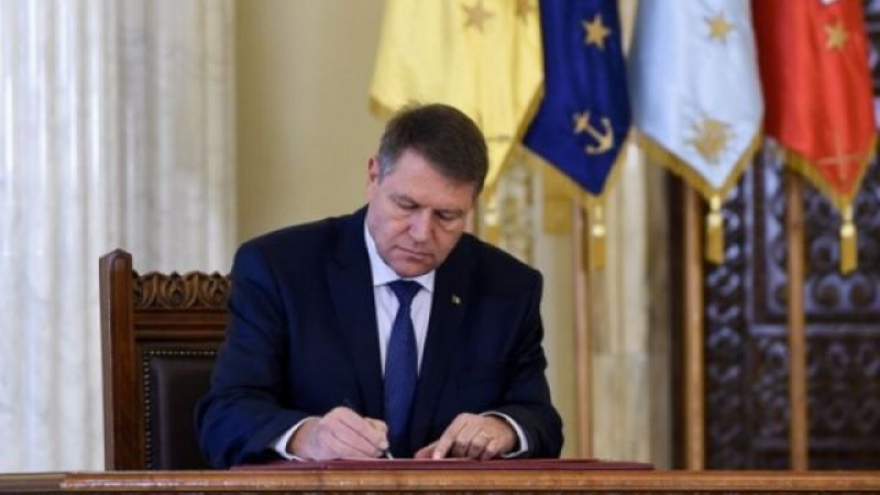Klaus Iohannis trage la foc automat. Ce a făcut azi va rămâne în istorie