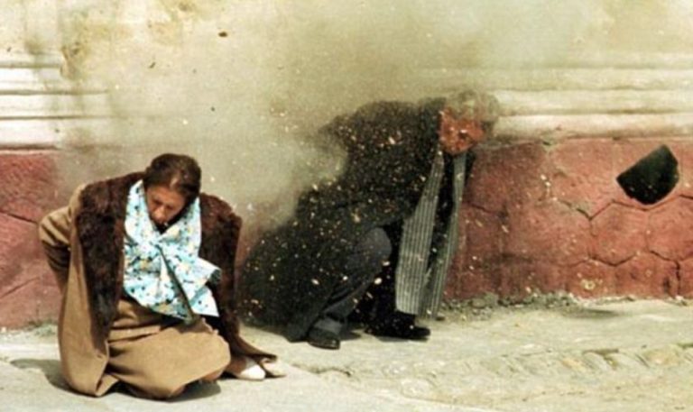 Ultimele cuvinte ale Elenei Ceaușescu: „Mă copii, mă, stați, mă, cuminți… să vă ia dracu’ pe toți!”