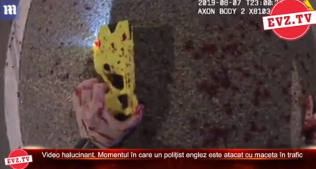 Evz.TV. Video terifiant. Un polițist este atacat cu maceta de un șofer oprit în trafic. Cum a încercat avocatul să-l scoată basma curată pe agresor