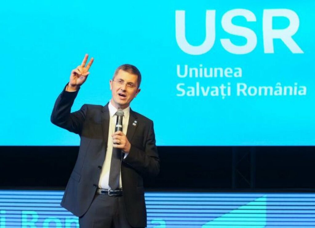 Adio, USR! Ce joc pregătește Barna după „parlamentare”. Cioloș e complice