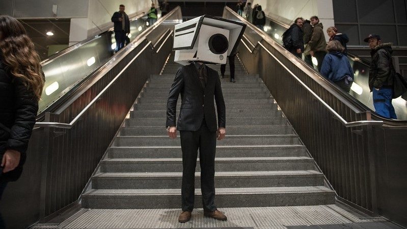 Merkel duce Germania pe urmele Chinei: „Big Brother vede tot ce faci”