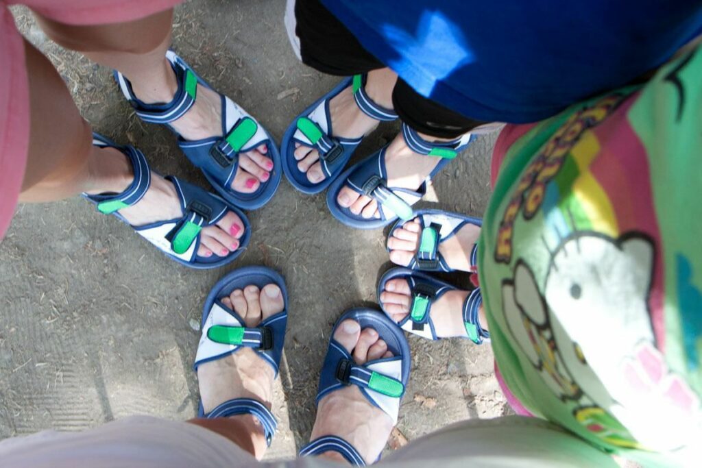 niagara sandals
