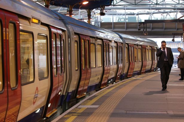 Românii care au terorizat Marea Britanie! Au primit 24 de ani de închisoare