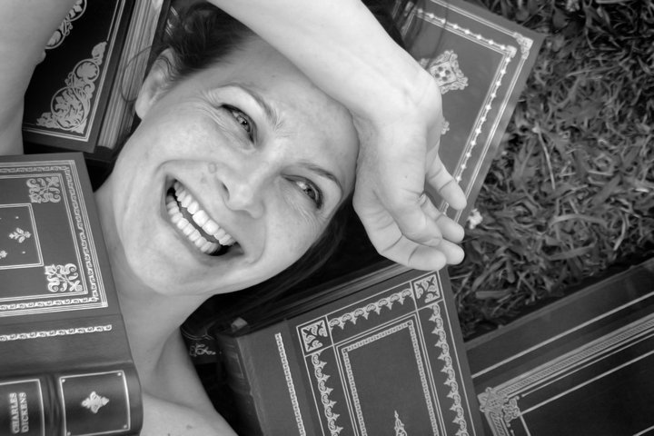 Cum iubește o scriitoare? Dialog despre dragoste, încredere și destrămare