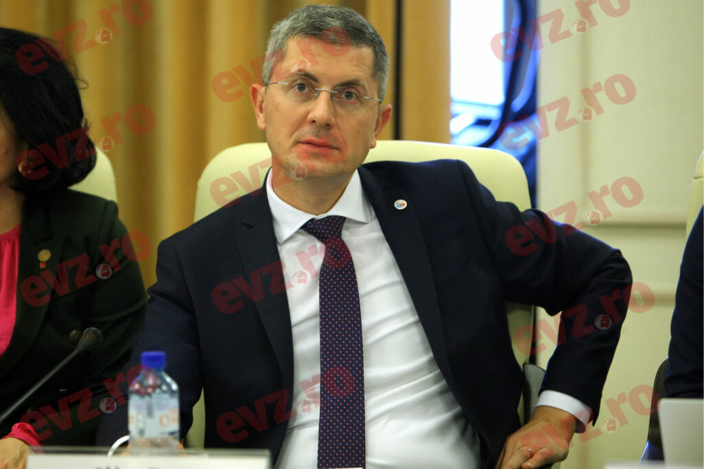 USR vrea plan de acțiune pentru protejarea economiei de coronavirus