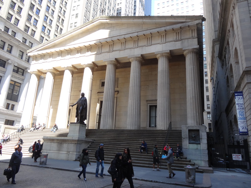 „MFBBA”. Trump vrea să redea clădirilor federale măreția antică