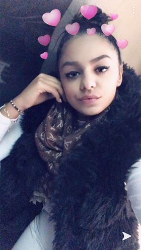 O tânără din Sibiu își „ia la mișto” părinții disperați! A plecat de acasă și cere like-uri pe internet