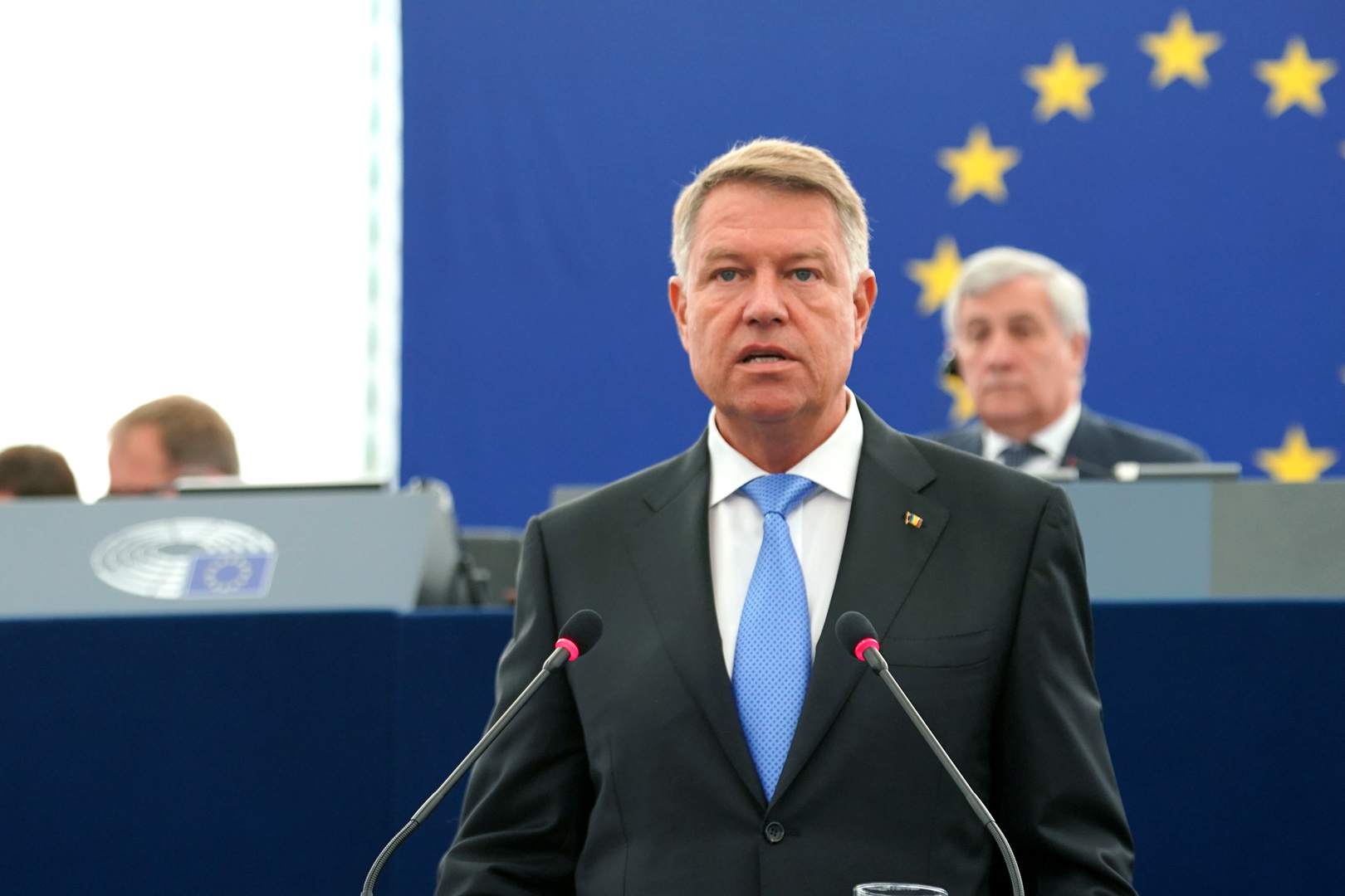 PÄƒrinÈ›ii Au AÈ™teptat Cu Sufletul La GurÄƒ Iohannis A Promulgat Legea Evenimentul Zilei