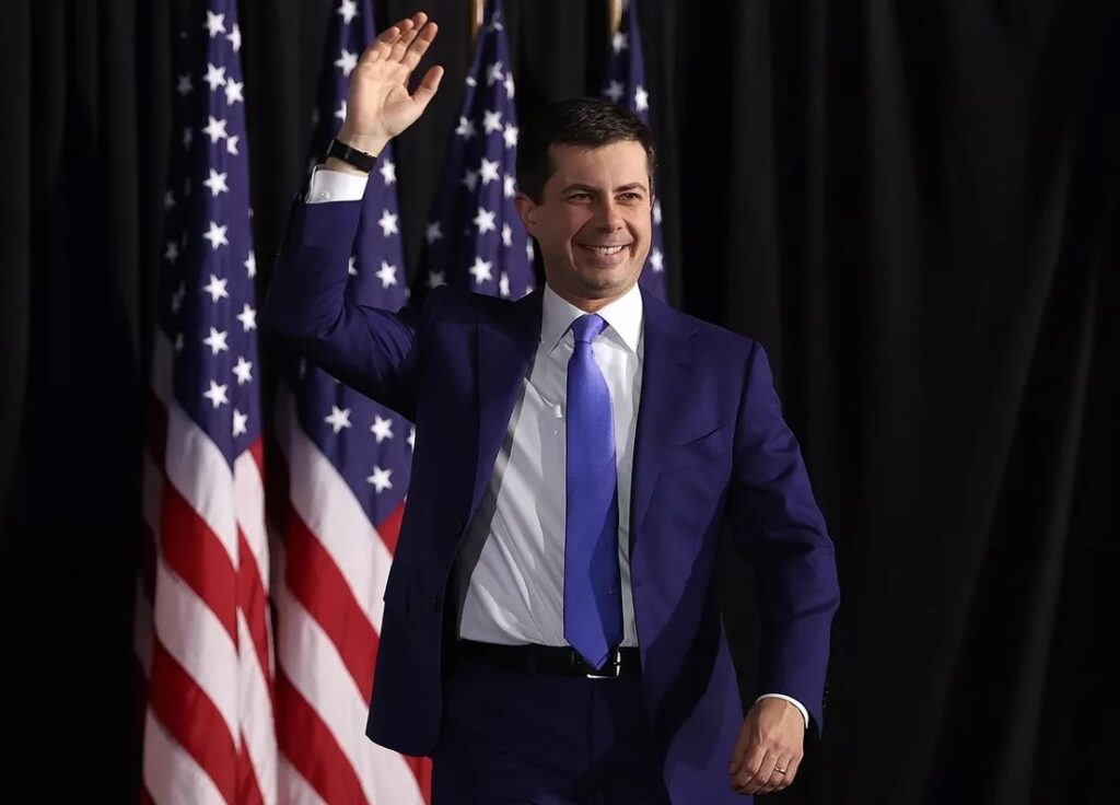 Bombă în SUA! Democrații cer reexaminarea rezultatelor în Iowa! Buttigieg, noul Geoană?