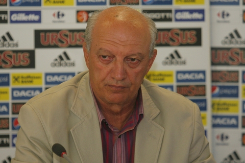 Întâmplare cu 4 fete frumoase. Povestea ar putea să ducă la un divorț de răsunet