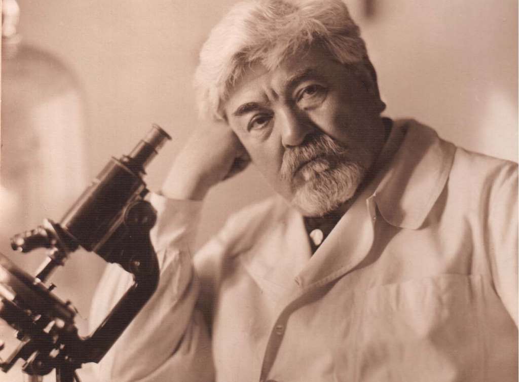 Românul, spaima pandemiilor. A dat lumii Marea experienţă românească de vaccinare