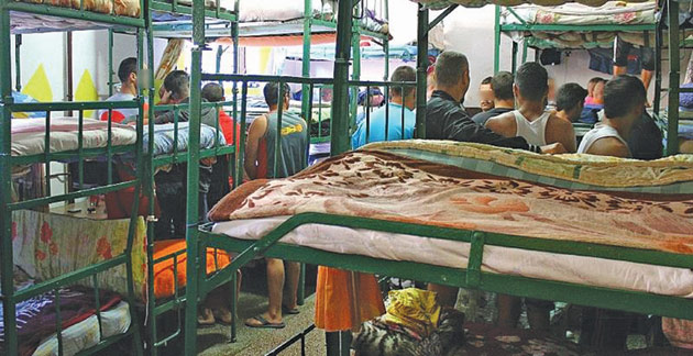 S-a testat, fără voie, de COVID în pușcărie. Cum a aflat un deținut că este infectat