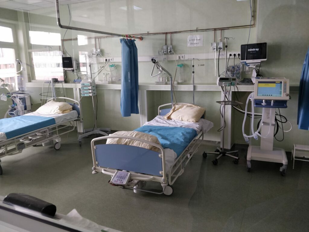 Breaking News. Ministerul de Interne suspendă internările și externează pacienții cronici