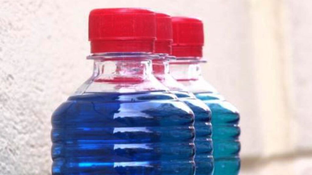 Deși „nu e bună de nimic” în aceste vremuri, producția de spirt s-a triplat!