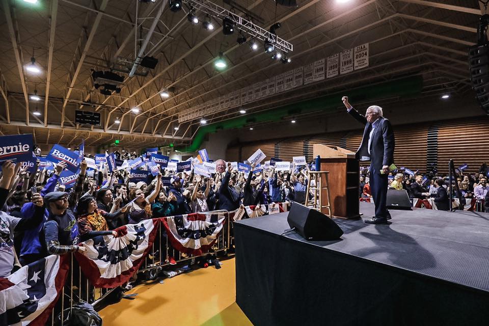 Coronavirus, paiul de care se agață democrații