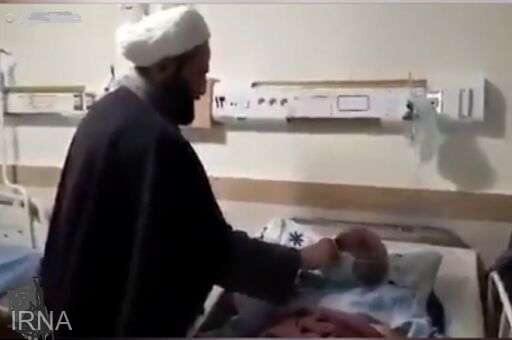 Un bărbat infectat cu COVID-19 a murit după ce a încercat un leac minune