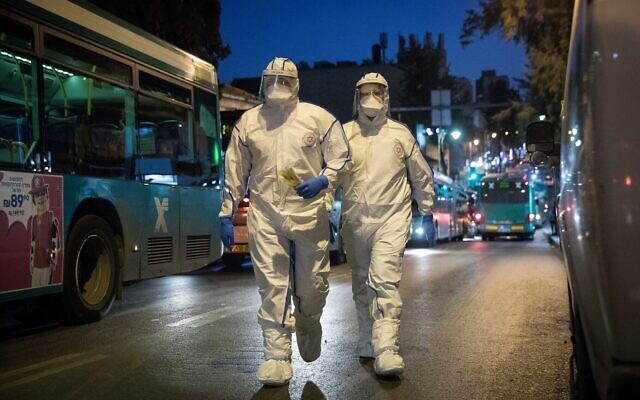 Avertisment dur de la OMS: "Lumea este într-o fază nouă şi periculoasă" a pandemiei