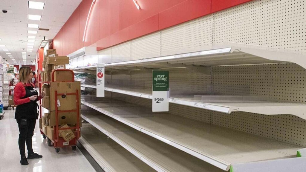 Epidemia de coronavirus are un miros înțepător de Comunism