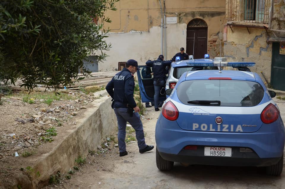 Românca riscă ani grei de închisoare după moartea bătrânului pe care-l îngrijea