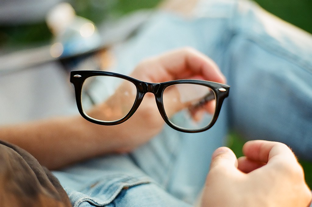 Ce dezvăluiri ascunde cartea care a scandalizat America