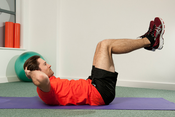 Pași esențiali de urmat pentru antrenarea musculaturii abdominale