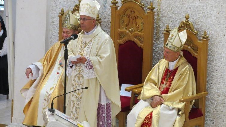Episcopul romano-catolic de Iaşi, Iosif Păuleţ: ”Păstraţi-vă luciditatea!