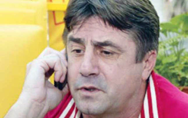 Un fotbalist român reprezentativ are coronavirus și a refuzat internarea