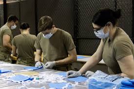 3 luni de pușcărie pentru trei măști furate din spital. 6 luni pentru tuse în obrazul poliției