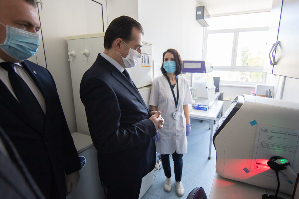 Anunțul premierului Ludovic Orban: Capacitatea de testare va crește oricât este necesar