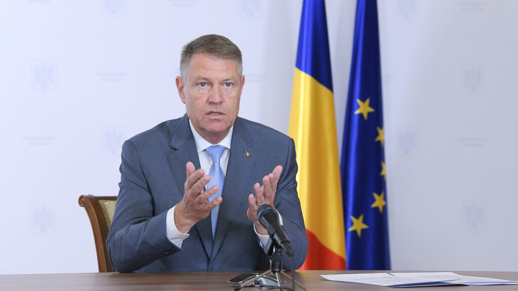 Iohannis a semnat un decret crucial. Se întâmplă în starea de urgență sau de asediu
