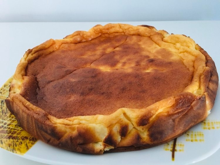 Pastel de yogur. O tartă ușoară ca o călătorie în Portugalia