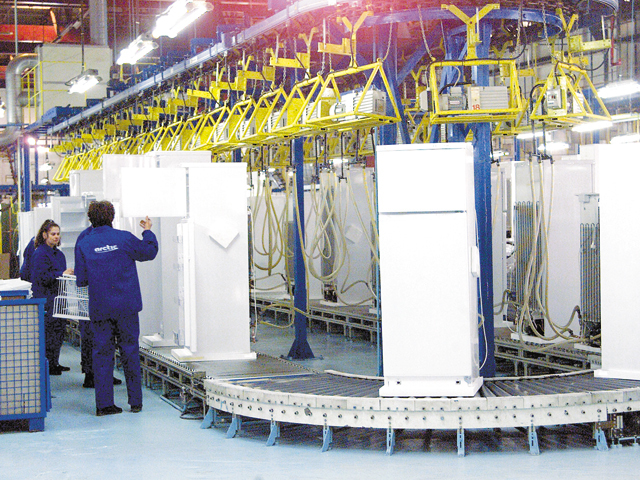 Dezastru la fabrica-focar Arctic de la Găești! Decizie de ultimă oră!