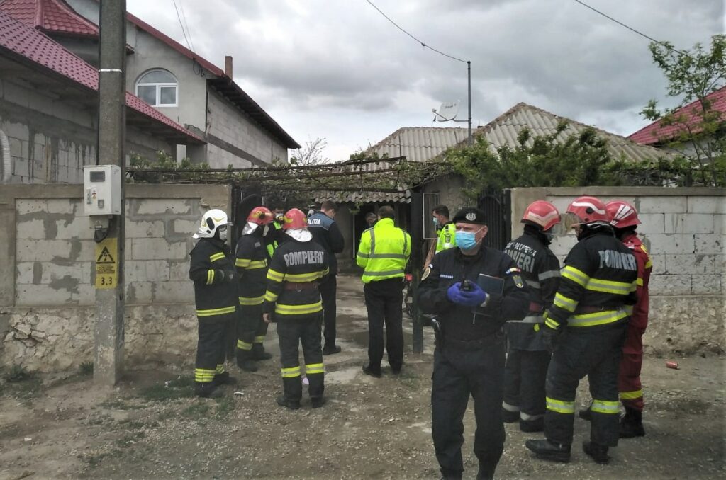 Un bărbat din Vaslui a renunțat la viață în noaptea de Înviere. A fost găsit de pompieri