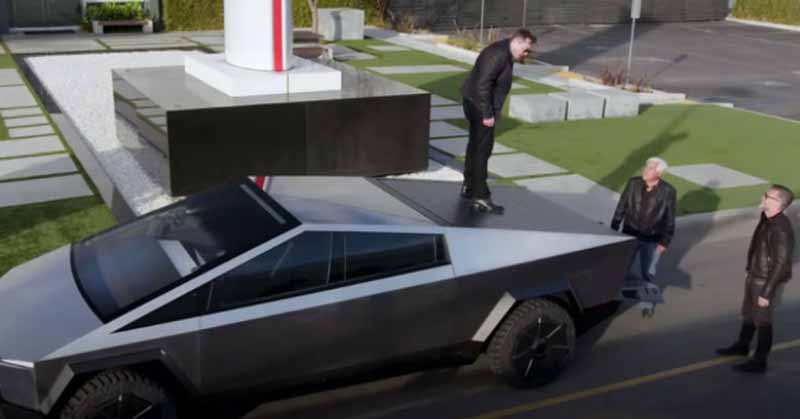 Vreţi să vedeţi maşina care se poate bate şi cu Apocalipsa? Video incredibil în articol