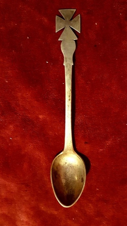 Lingurița din 1770 care a mers la Stalingrad și a împărtășit bolnavii de tifos și gripă spaniolă