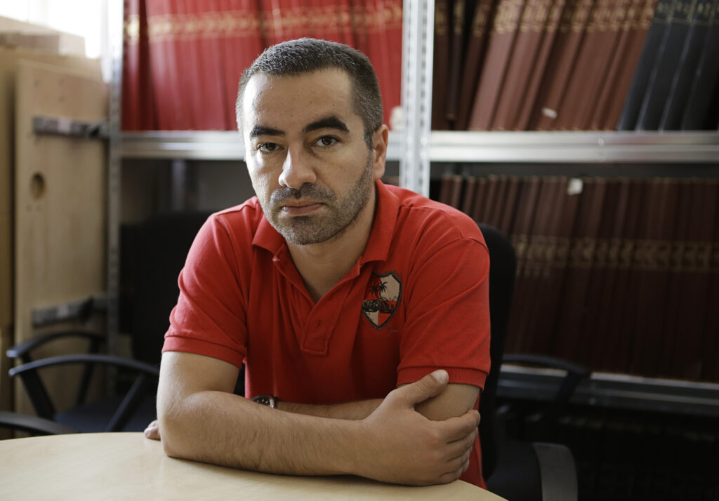 Nu știm nimic, dar avem certitudini. Bill Gates a făcut pământul plat